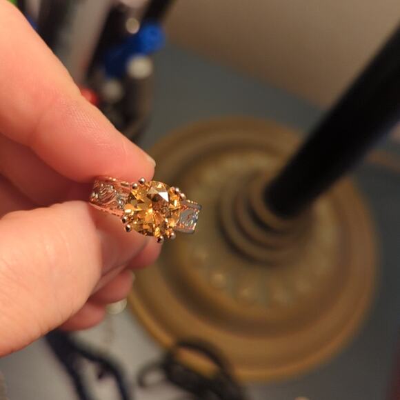 925 Two Toned Filigree Rose/Silver Metal Champagne Color Stone Ring Sz 5.5 - Picture 9 of 9